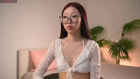 Snapshot of swtty_meivi chatting on 02.19.26 MEI online show from 02.19.26