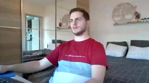 Snapshot of syl092 chatting on 01.10.25 syl092 online show from 01.10.25