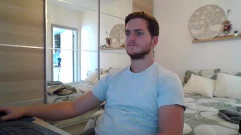 Snapshot of syl092 chatting on 09.13.25 syl092 online show from 09.13.25