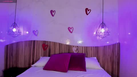 Sylvia Leos online show from 02.08.25