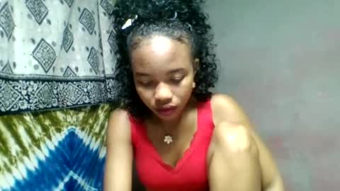 Snapshot of sylviette chatting on 05.27.26 Sylviette online show from 05.27.26