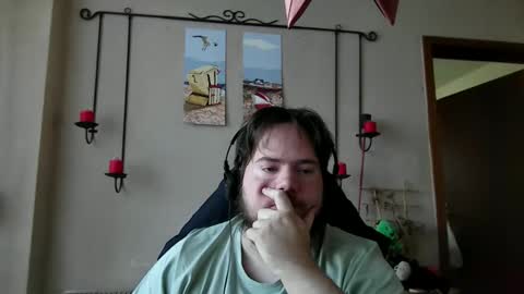 Snapshot of sympon1e chatting on 11.07.25 sympon1e online show from 11.07.25