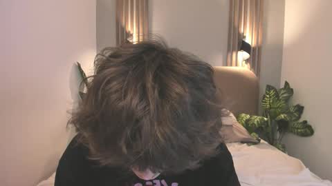 Snapshot of syndydels chatting on 02.18.26 syndydels online show from 02.18.26