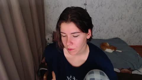 Snapshot of syrendixon chatting on 09.24.25 SyrenDixon online show from 09.24.25