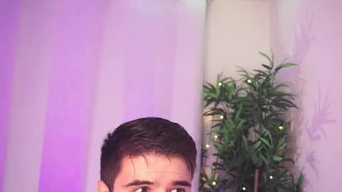 Snapshot of t0ny_wylie chatting on 02.17.26 t0ny_wylie online show from 02.17.26