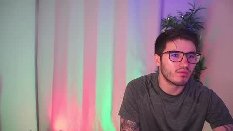 Snapshot of t0ny_wylie chatting on 02.24.26 t0ny_wylie online show from 02.24.26