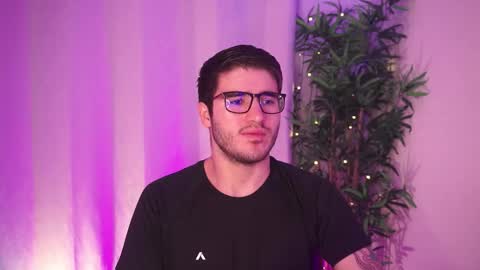 Snapshot of t0ny_wylie chatting on 03.13.26 t0ny_wylie online show from 03.13.26