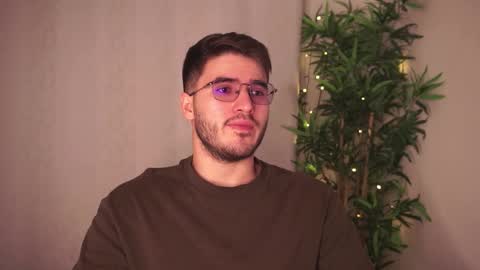 Snapshot of t0ny_wylie chatting on 03.21.26 t0ny_wylie online show from 03.21.26