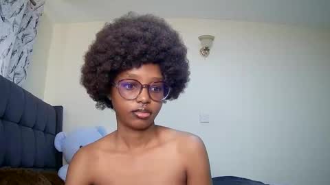 Snapshot of t_okyo chatting on 12.13.24 TOKYO online show from 12.13.24