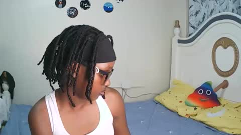 Snapshot of t_okyo chatting on 11.06.25 TOKYO online show from 11.06.25