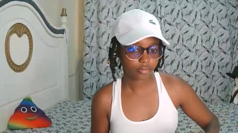 Snapshot of t_okyo chatting on 01.11.26 TOKYO online show from 01.11.26