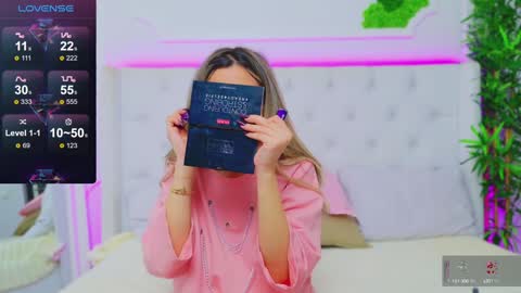 Arianna online show from 12.12.24