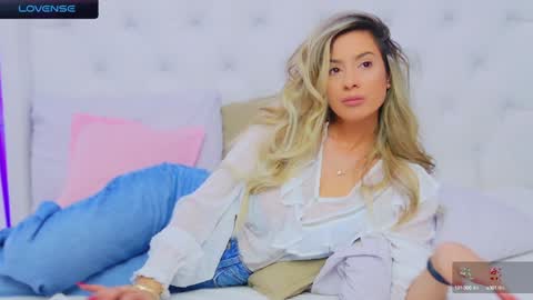 Arianna online show from 12.21.24