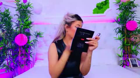 Arianna online show from 09.22.25