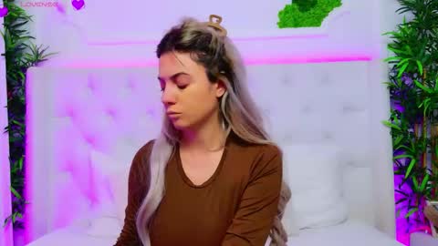 Snapshot of taahiraarabian chatting on 12.03.25 Arianna online show from 12.03.25