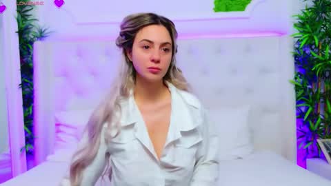 Snapshot of taahiraarabian chatting on 12.04.25 Arianna online show from 12.04.25