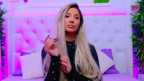 Snapshot of taahiraarabian chatting on 12.17.25 Arianna online show from 12.17.25