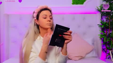 Snapshot of taahiraarabian chatting on 02.09.26 Arianna online show from 02.09.26