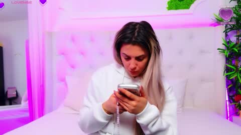 Snapshot of taahiraarabian chatting on 02.21.26 Arianna online show from 02.21.26