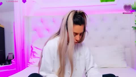 Snapshot of taahiraarabian chatting on 02.24.26 Arianna online show from 02.24.26