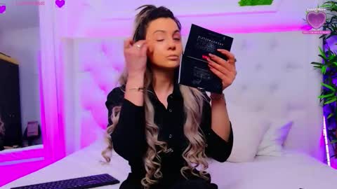 Snapshot of taahiraarabian chatting on 02.25.26 Arianna online show from 02.25.26