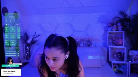 Snapshot of taanni_bc chatting on 05.18.26 TAANNI online show from 05.18.26