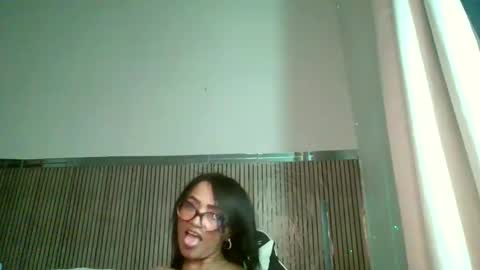 yameil online show from 04.23.26