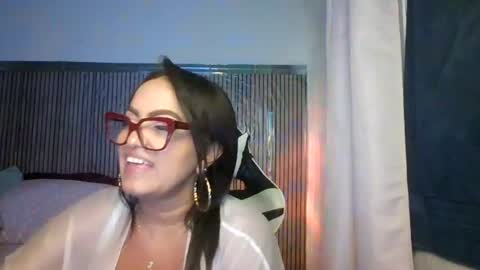 yameil online show from 06.24.26