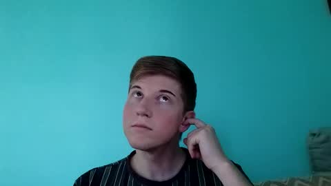 collegetwinkboi online show from 12.17.25