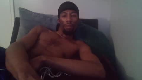 Snapshot of taejhon chatting on 12.23.24 Taejhon online show from 12.23.24