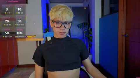 taichi online show from 02.05.26