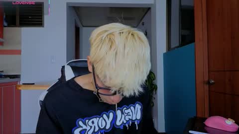 taichi online show from 02.10.26