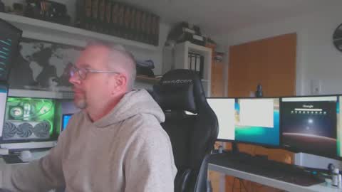 Oliver online show from 01.03.25