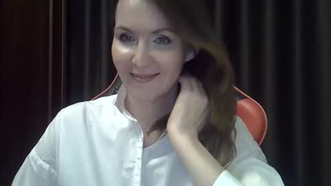 taisialucky77 online show from 10.17.25