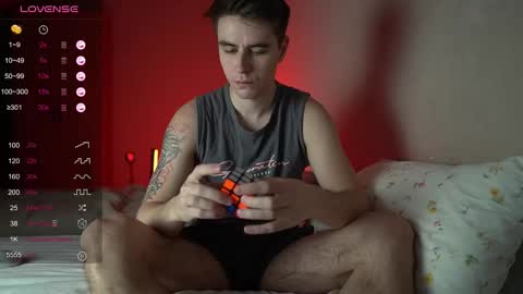 Taison online show from 12.04.25