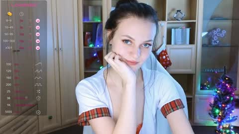 Snapshot of taissia_sweet chatting on 12.11.24 Im Taya online show from 12.11.24