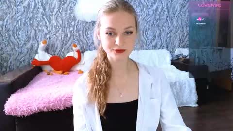 Snapshot of taissia_sweet chatting on 09.29.25 Im Taya online show from 09.29.25