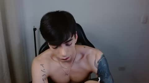 Snapshot of takeru___ chatting on 03.17.26 takeru___ online show from 03.17.26