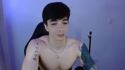 Snapshot of takeru___ chatting on 03.26.26 takeru___ online show from 03.26.26