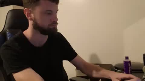 Snapshot of talenjames chatting on 11.11.25 Talen James online show from 11.11.25