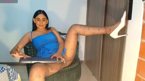 talianaprada_ online show from 03.01.26
