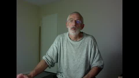 Snapshot of taliesin4321 chatting on 09.15.25 Jack Pierrot online show from 09.15.25