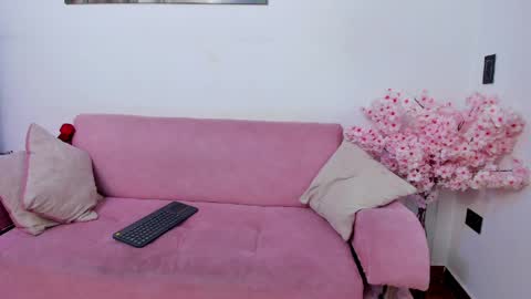Hi im sara online show from 05.29.26