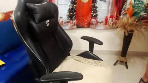 Snapshot of tamara_luaren chatting on 12.07.24 Tamara online show from 12.07.24