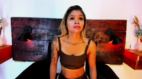 Snapshot of tamara_sanz1 chatting on 05.28.26 online show from 05.28.26