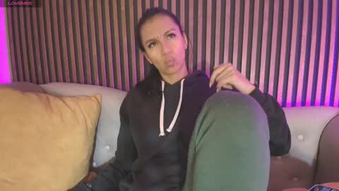 Tamy  online show from 11.30.25