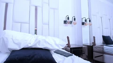 Snapshot of tamhy_ferrara chatting on 02.08.25 Tamhy online show from 02.08.25