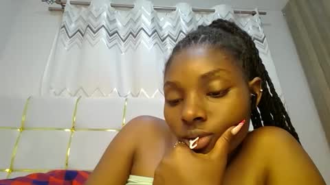 Snapshot of tamia538235 chatting on 01.19.25 tamia online show from 01.19.25