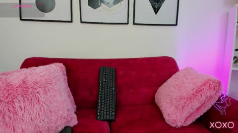 Tami Baby online show from 03.18.26