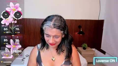 Snapshot of tammylynn45 chatting on 09.27.25 Tammy Lynn online show from 09.27.25